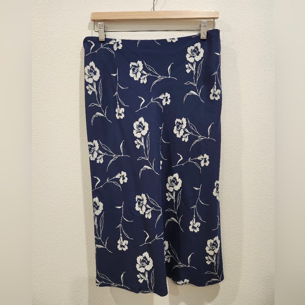 Ralph Lauren Purple Label Navy White Cream Floral Silk Skirt Size 10 Midi
